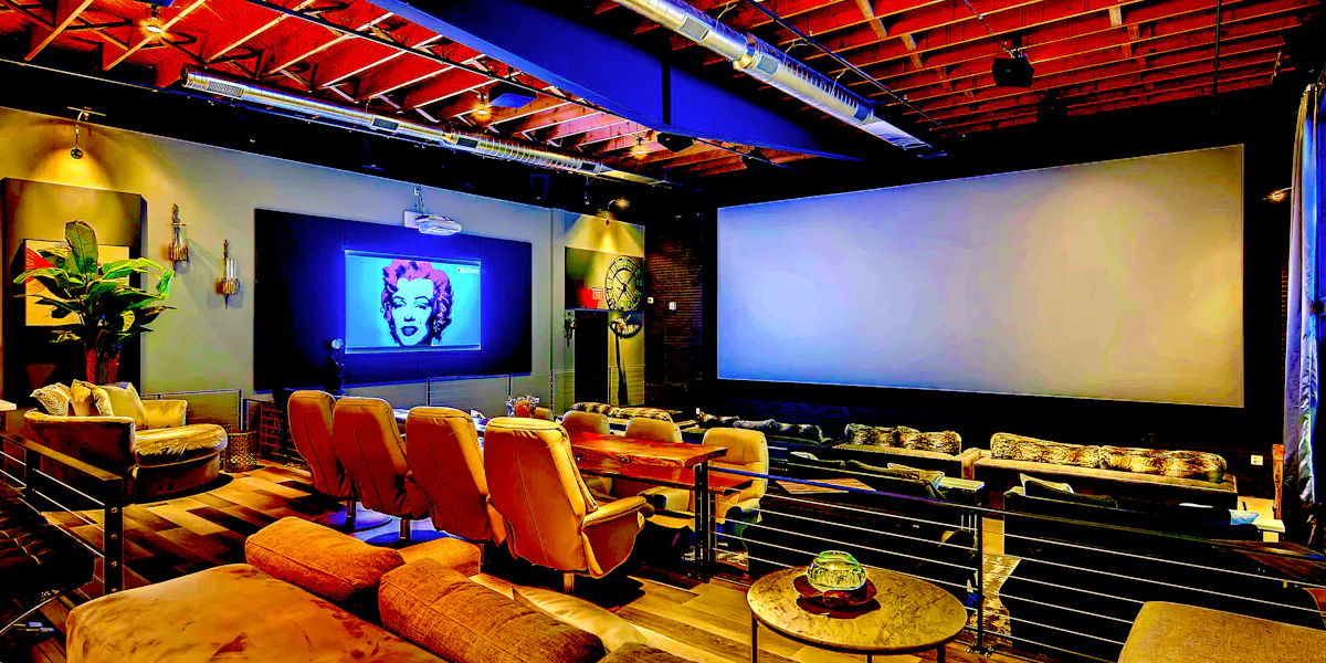 A closer look at Private Penthouse Condos With Private Movie Theater