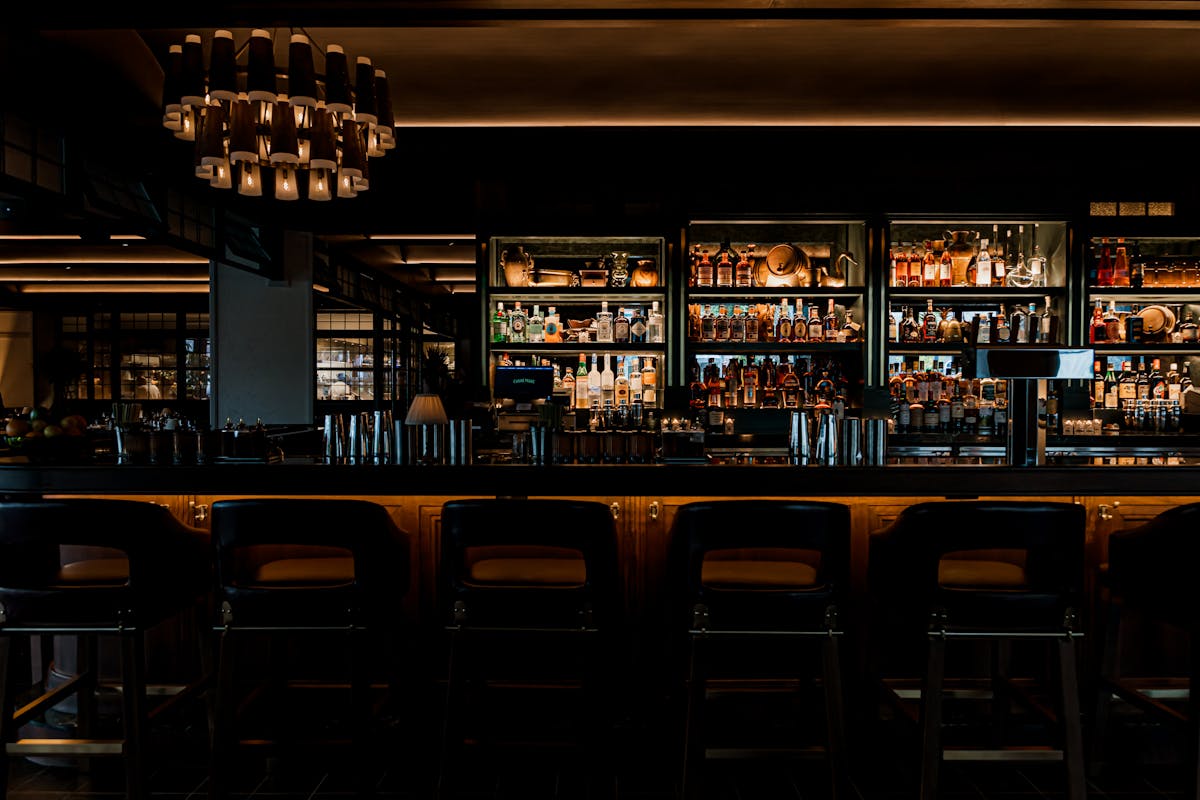 bar