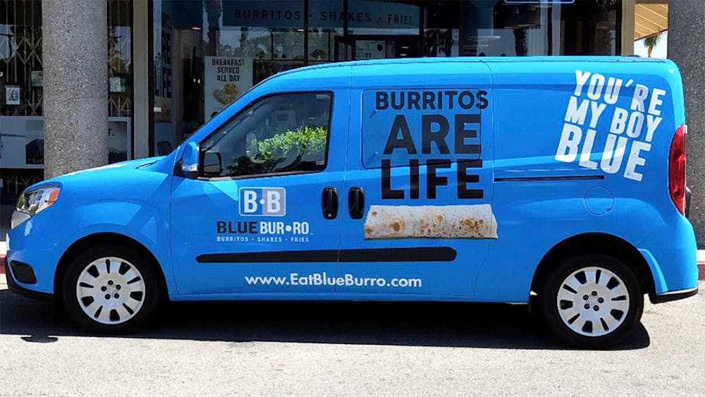 Caterers providing holiday food catering services near Lincoln, Long Beach, California.