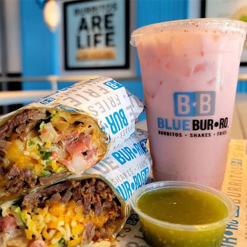 Burritos and agua fresca near Rose Park, Long Beach CA prepared for takeout.