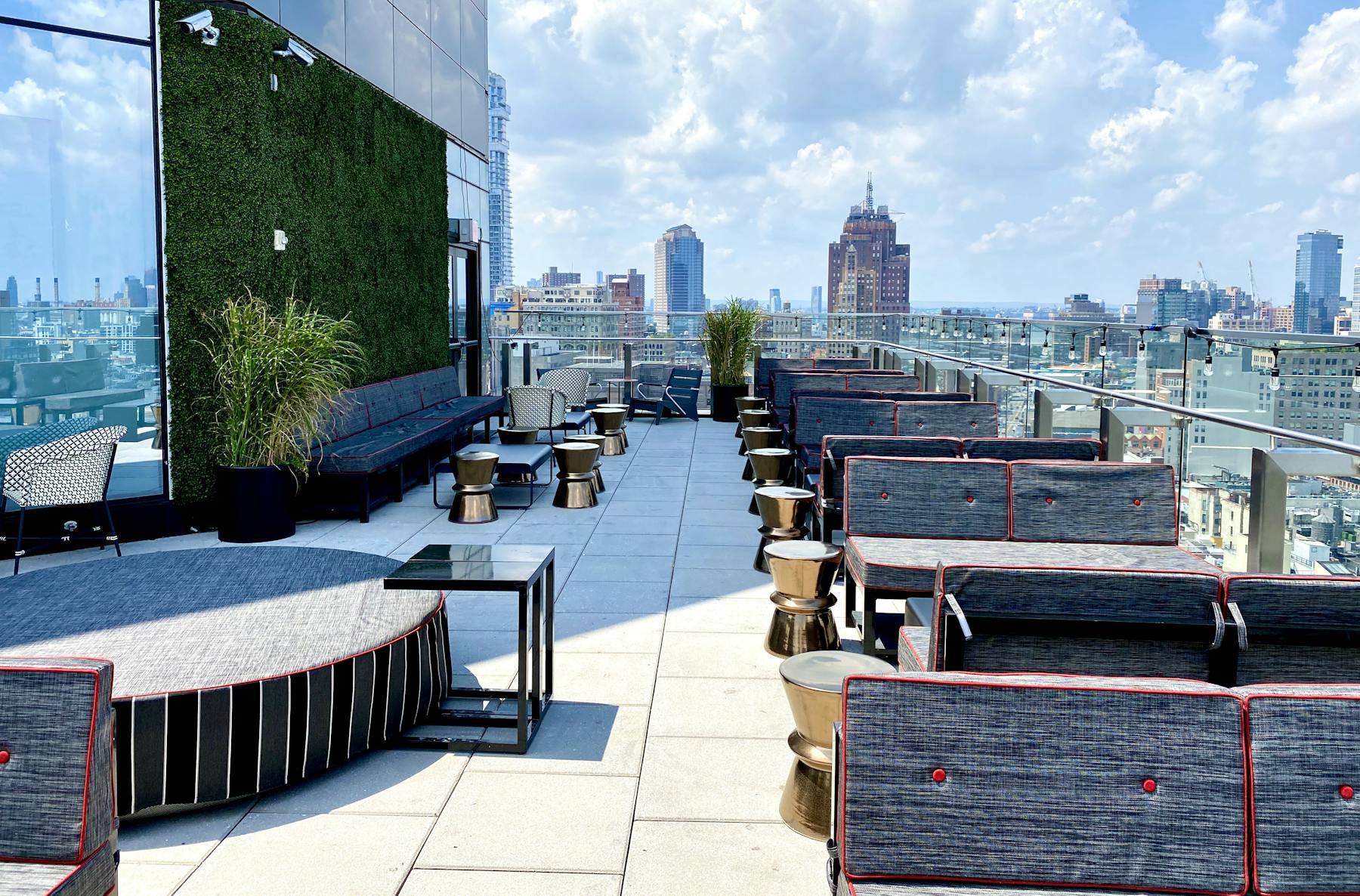 The Crown Nyc Rooftop Bar Lounge With Creative Cocktails In Bowery Ny