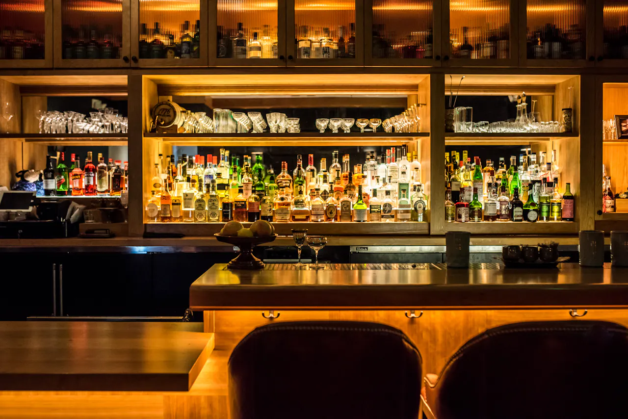 Bar photo 1