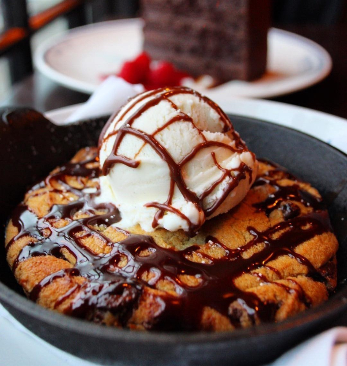 Skillet Cookie