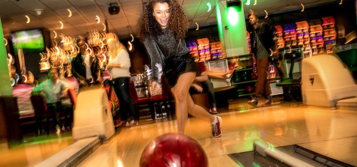 a close up of a bowler