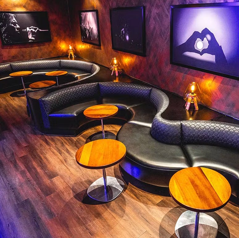 a screen shot of a living room