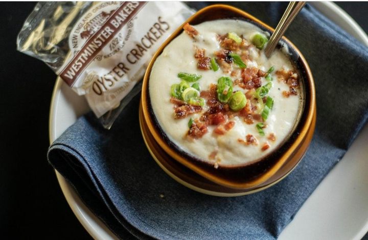 NEW ENGLAND CLAM CHOWDER, choda, seafood, clam choder