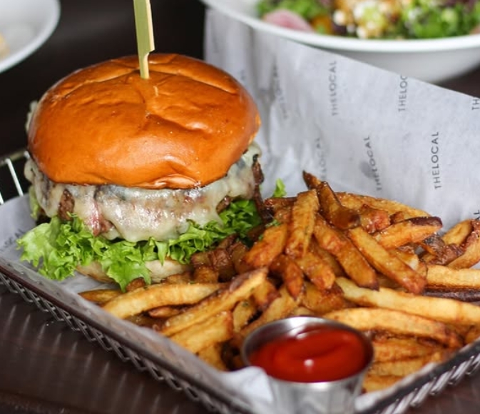 Classic Cheeseburger