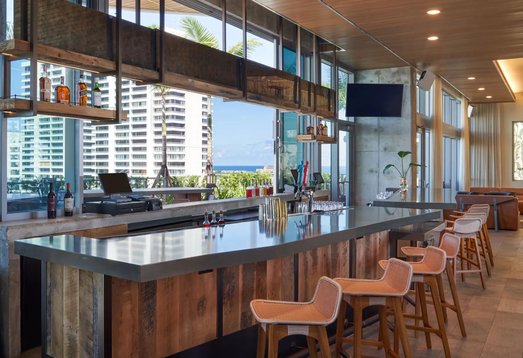 Downtown Rooftop Bar West Palm Beach | Treehouse