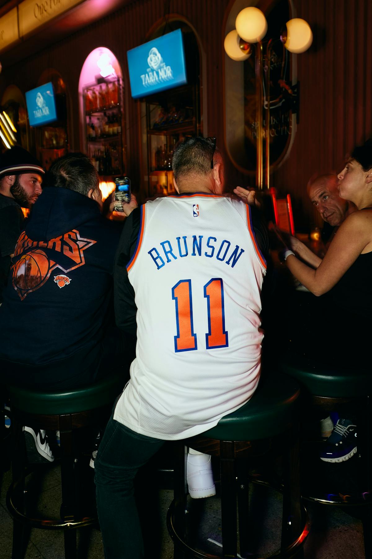 Knicks watch party at Tara Mor