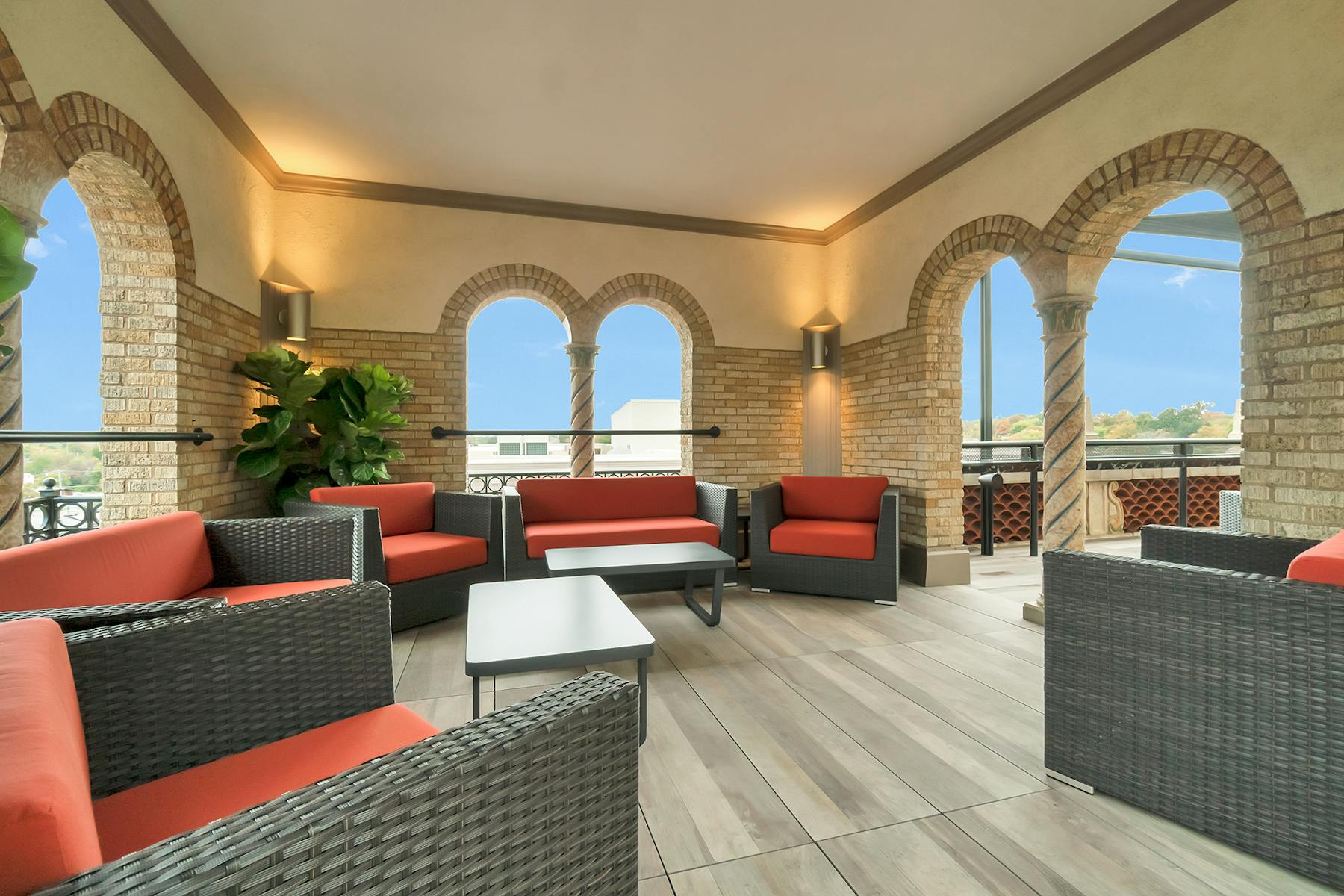 Photo Gallery Top of the Marq Fine Dining in Cape Girardeau, MO