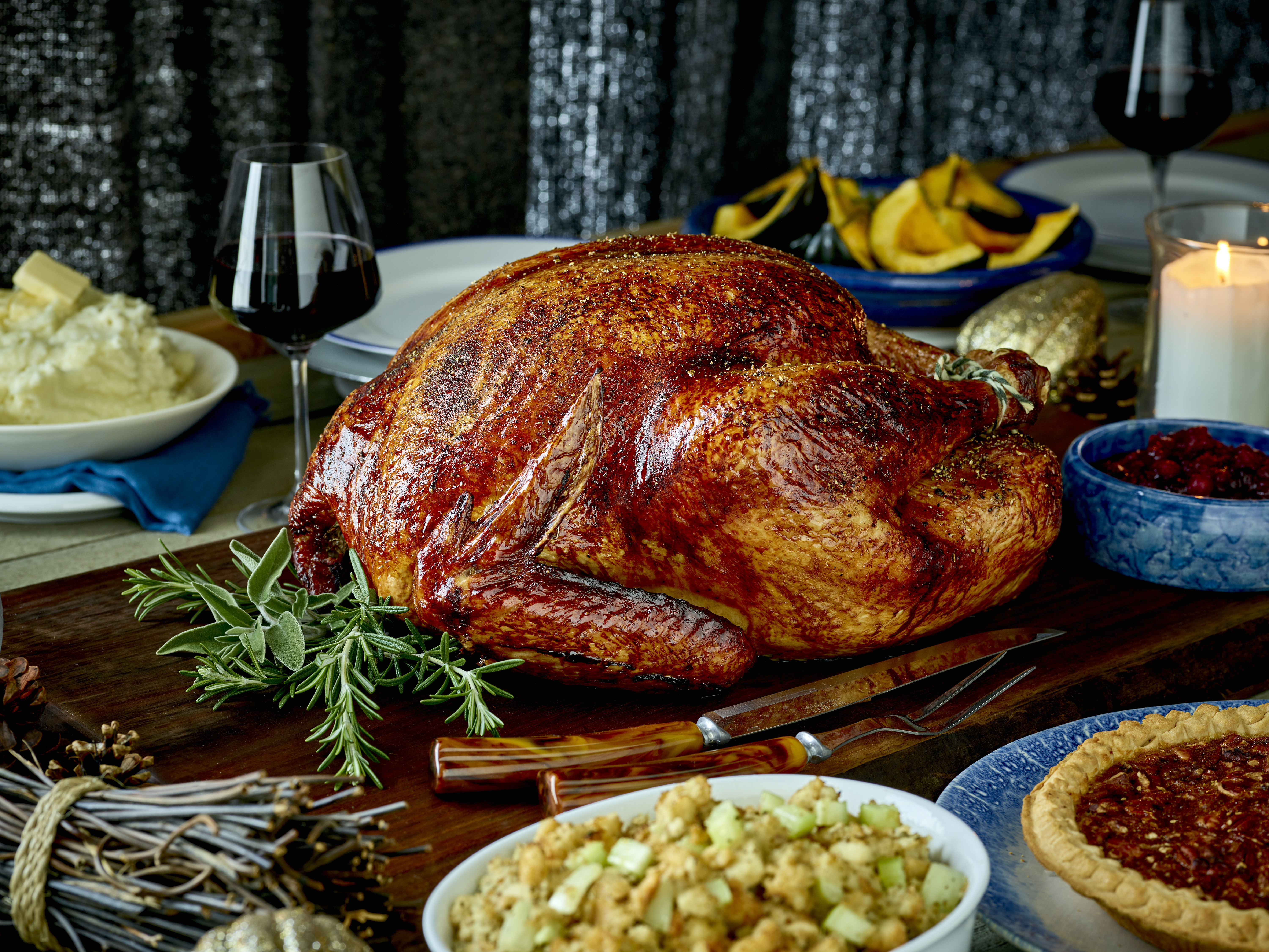 Thanksgiving River Crab Blue water Inn Dining and Lodging on the St