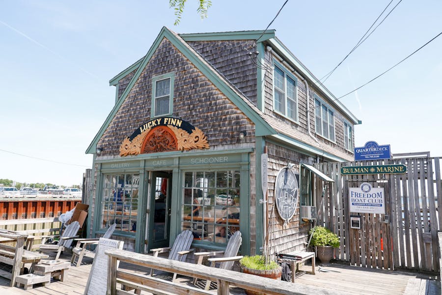 Scituate Hours + Location Lucky Finn Cafe in Massachusetts