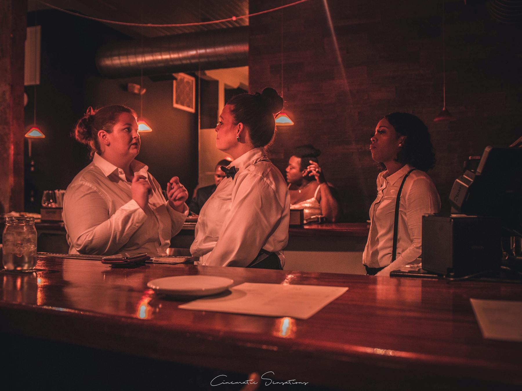 waitresses talking