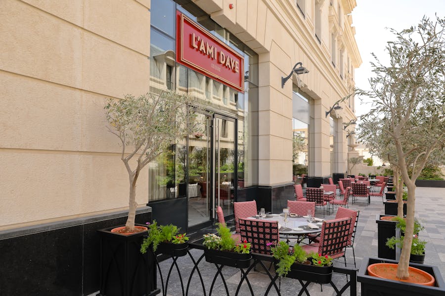 Menus L’Ami Davé in Riyadh, Saudi Arabia