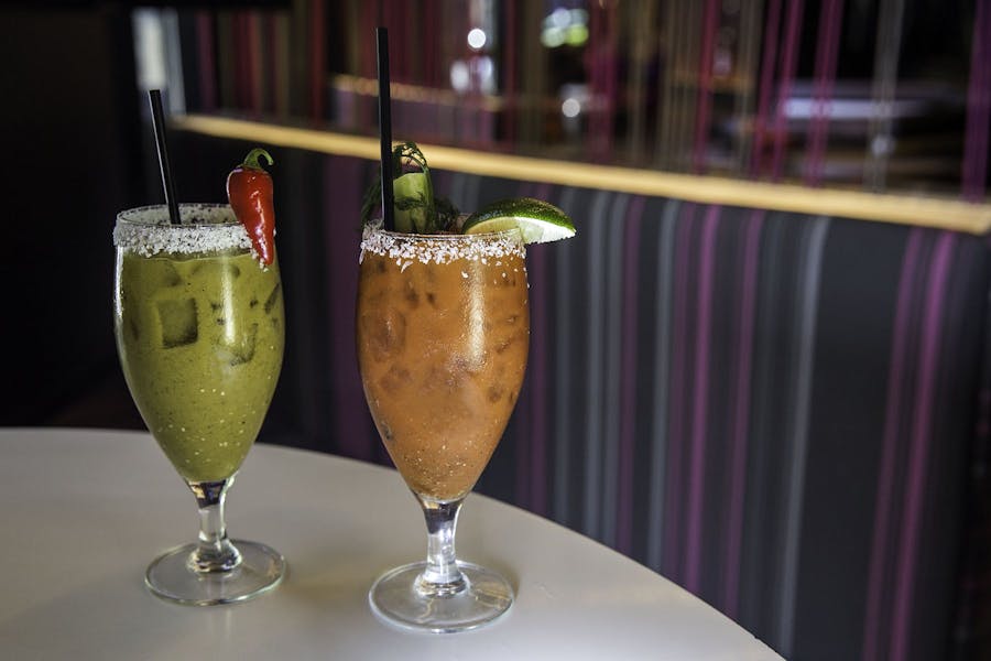 Oak Forest Oliver's Bar & Grill in IL