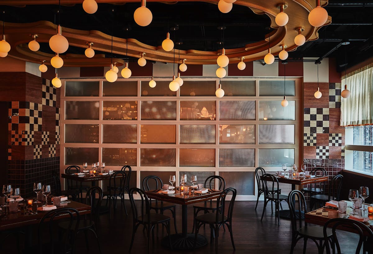 a dining room table in a restaurant