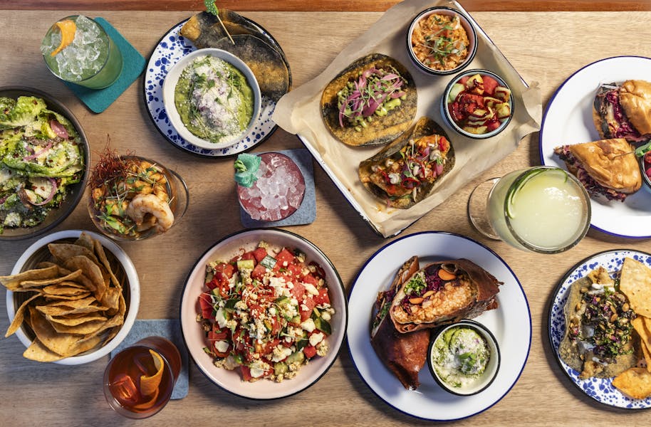 Menus Maximo in West University Place, TX