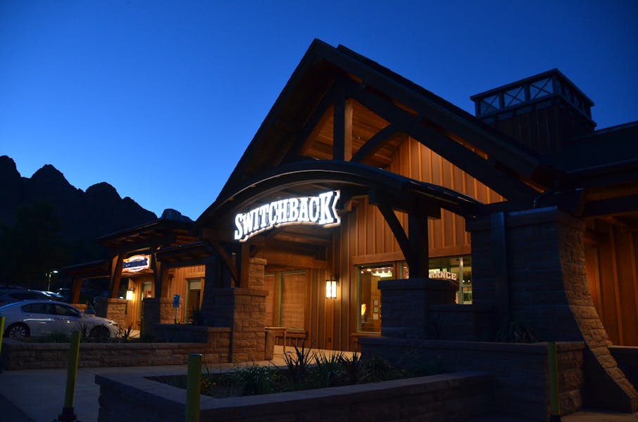 About Switchback Grille in Springdale, UT