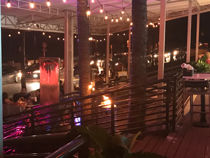 Bar photo 3