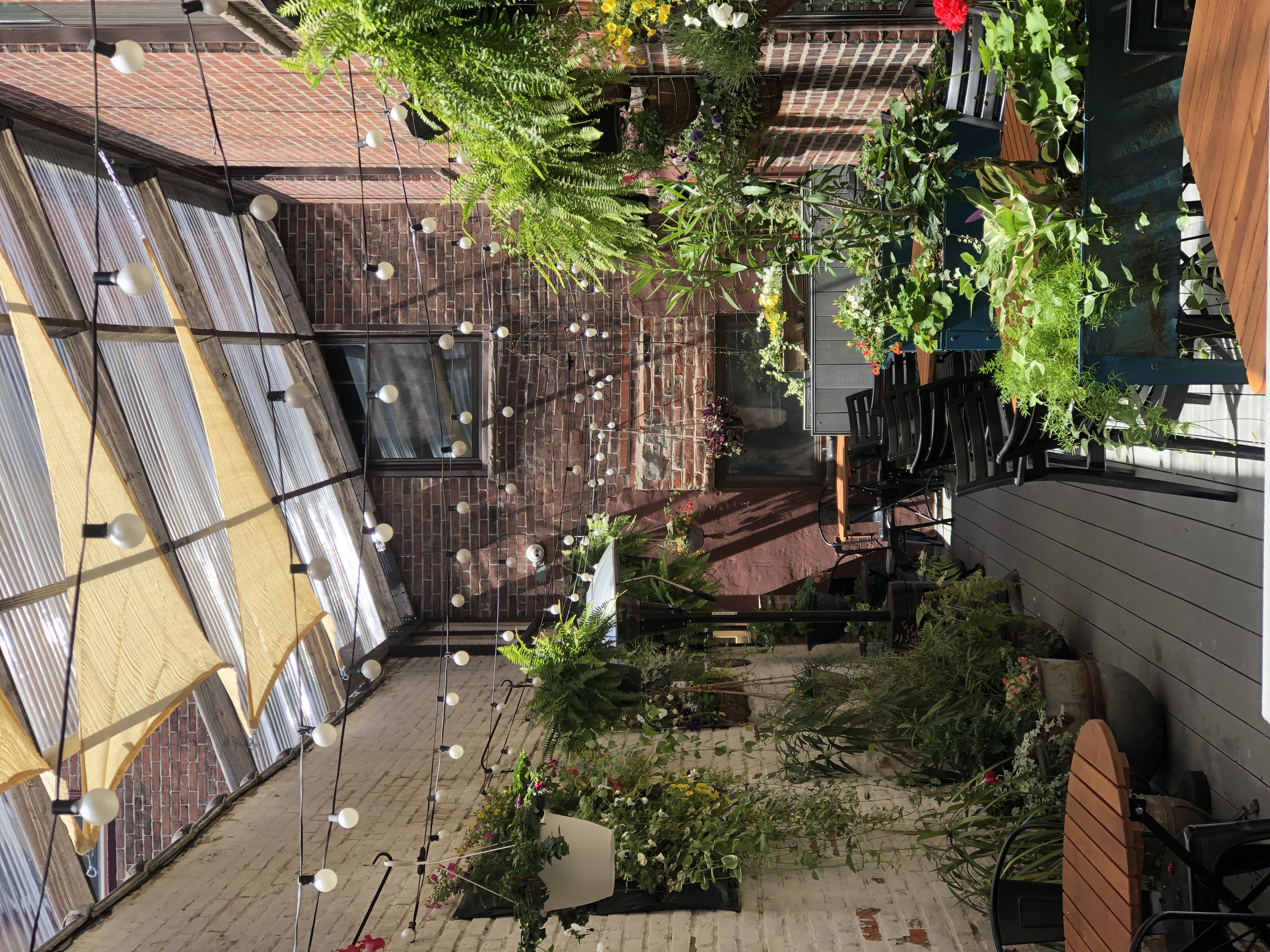 patio dining