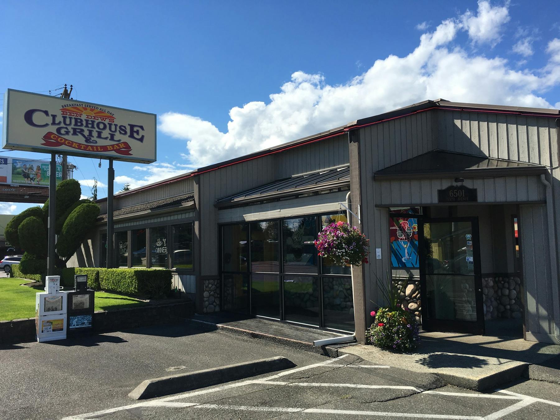 Our Restaurant Ben Dew's Clubhouse Grill Comfort Food Restaurant in