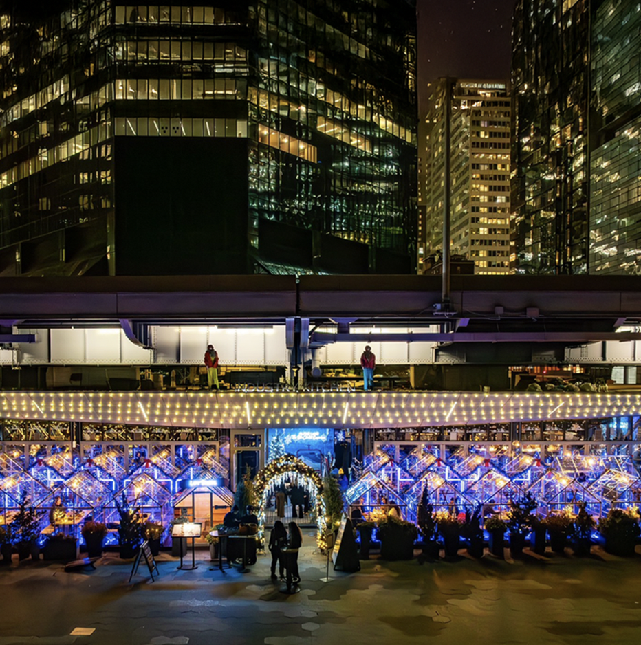 Cozy après-ski scene with skyline views