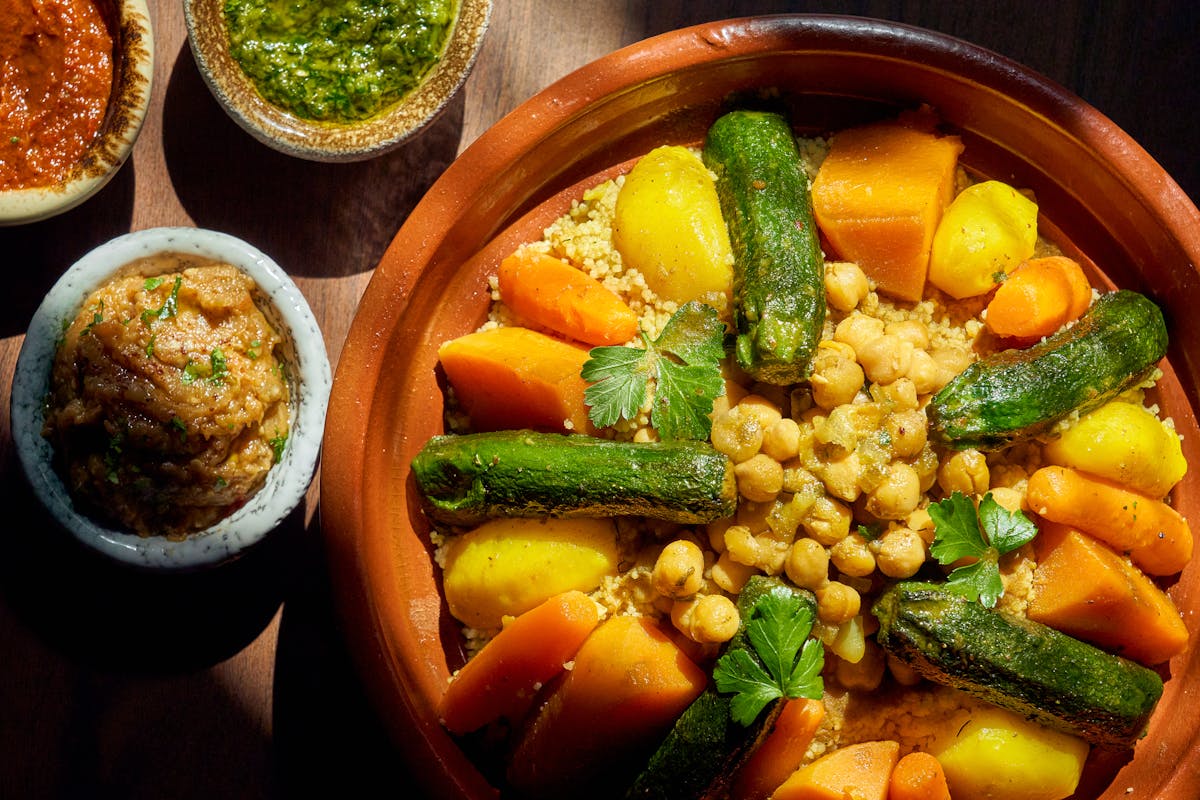 a plate with vegetables and chickpeas