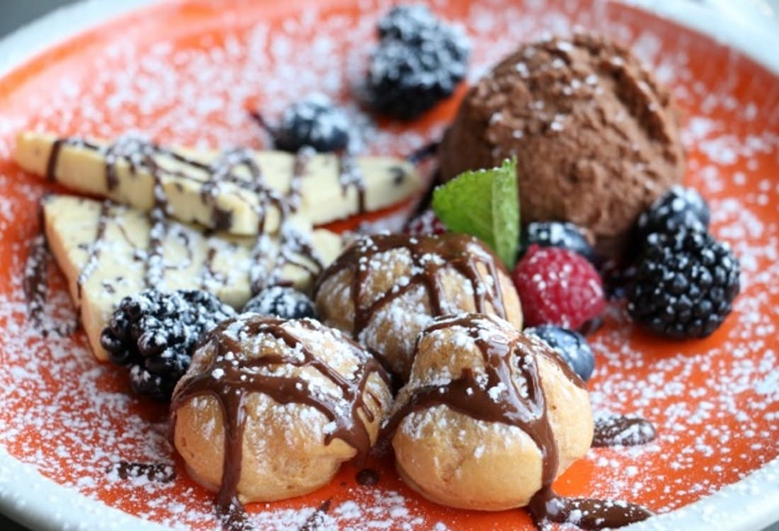 dessert platter