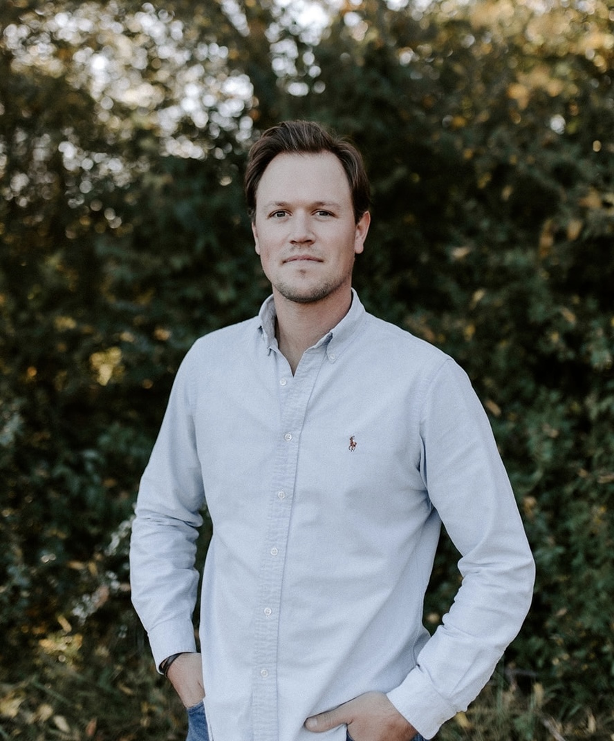 a person posing for the camera