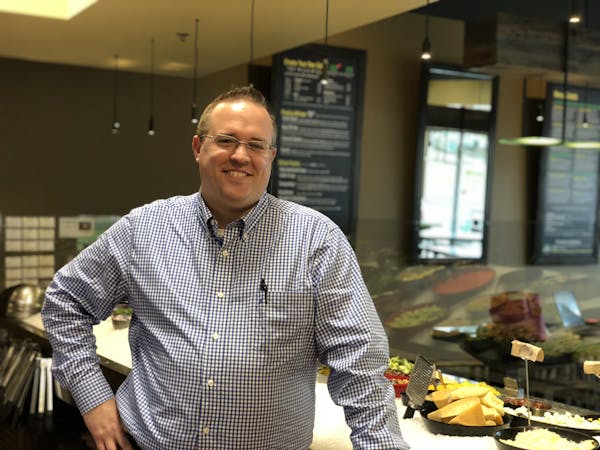 Photo of Alan Thomas