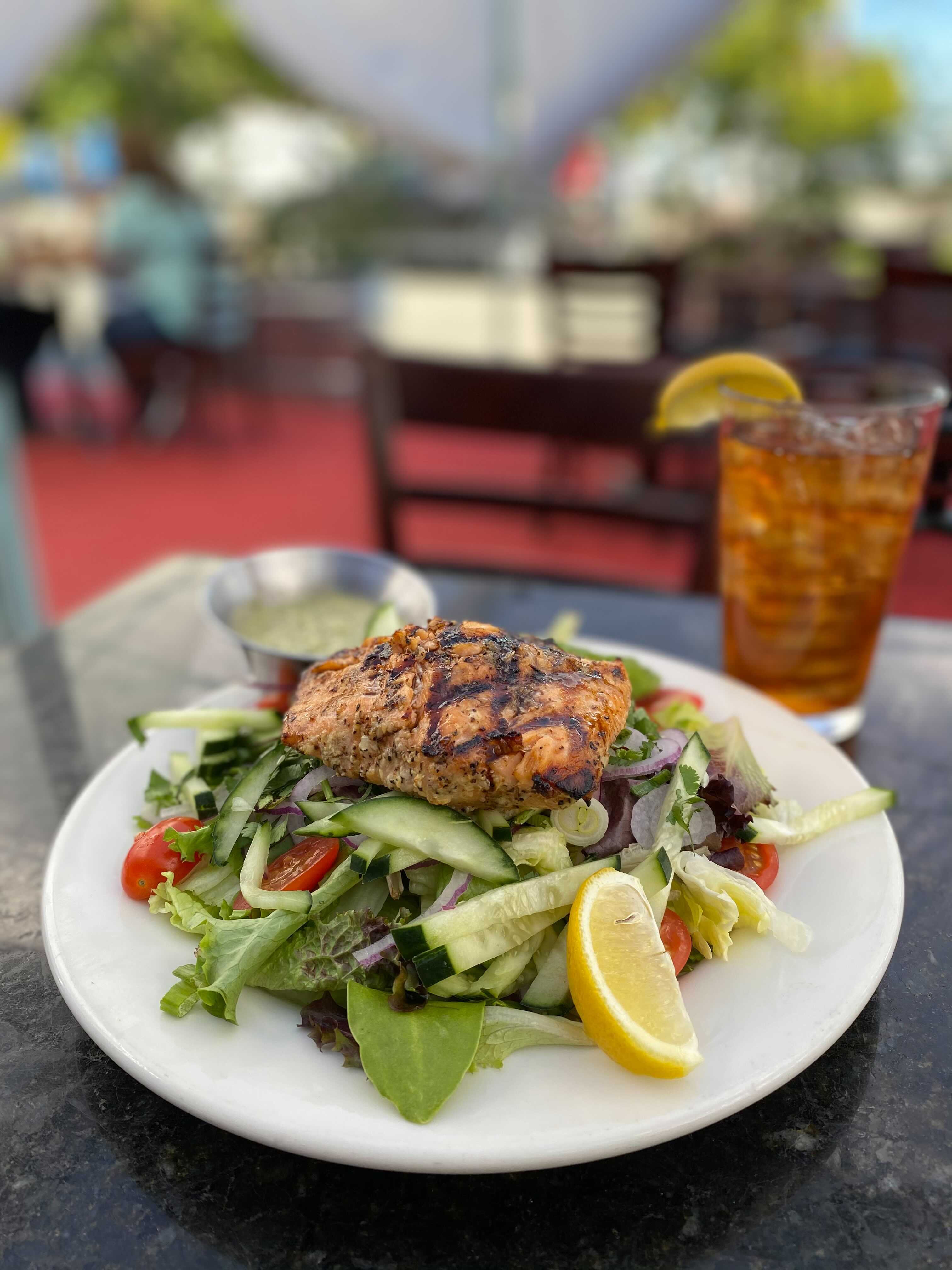 Riverside Grill & Bar
