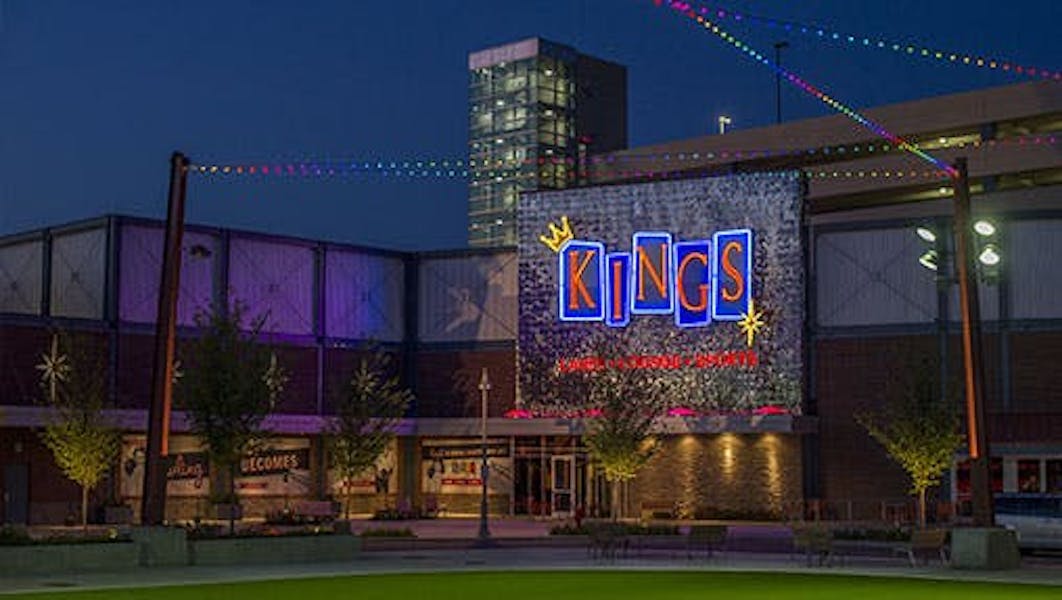 rosemont-event-planning-features-kings-dining-entertainment-in-the