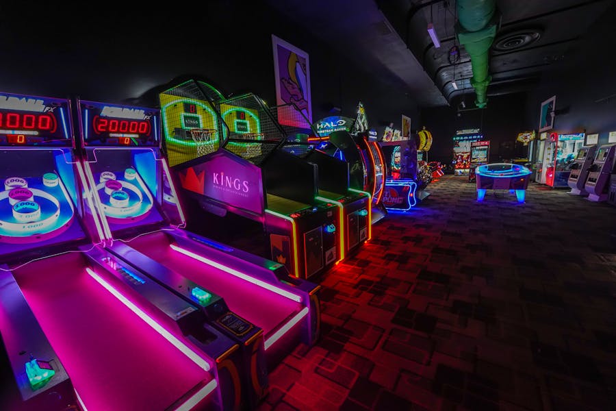 Kings Boston Back Bay Bowling, Dining, Gaming