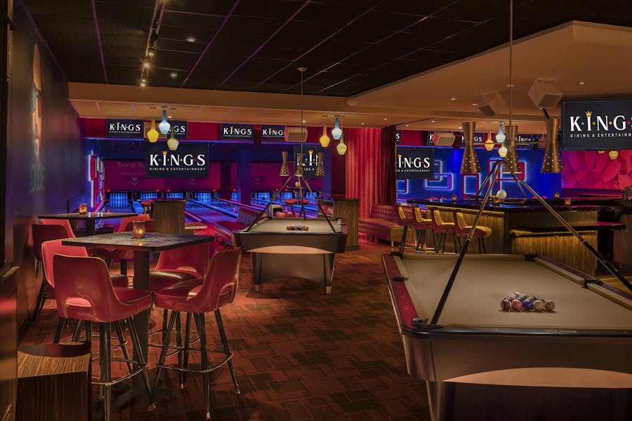 Kings Doral Bowling, Dining, Gaming