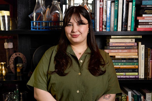 Photo of Debbie Harris