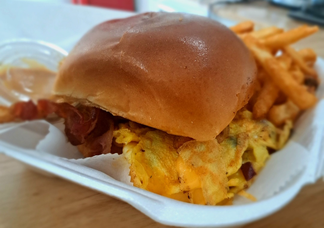 BACON EGGE AND CHEESE ON A BUN