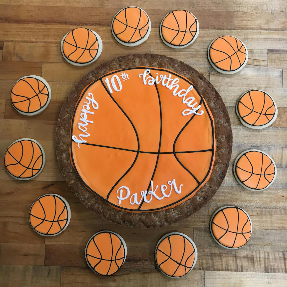 basketball themed cookies