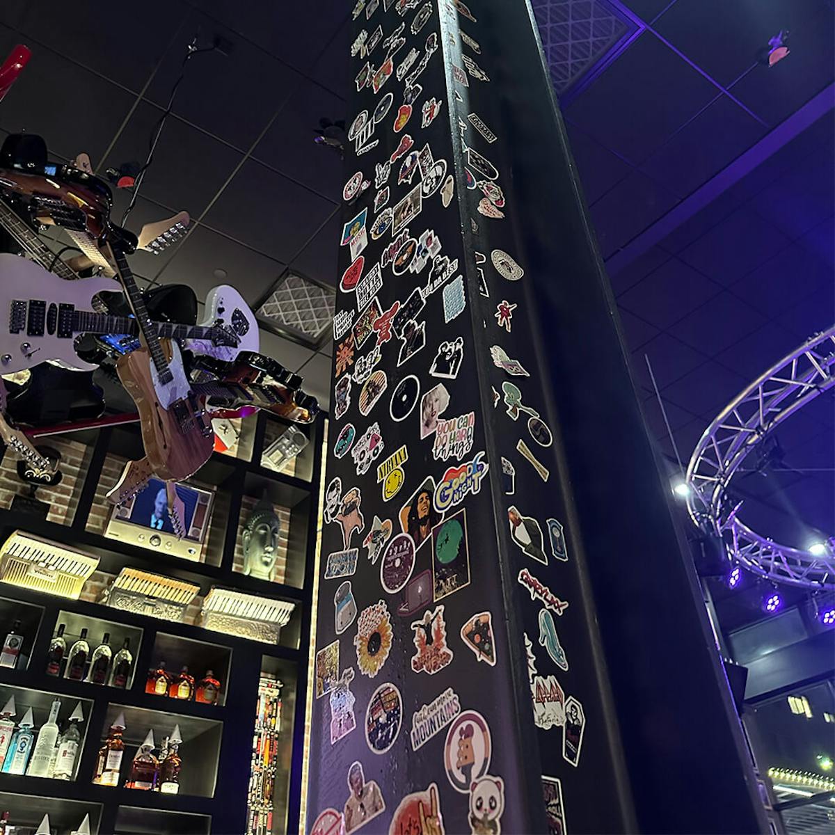 roxxy sticker column