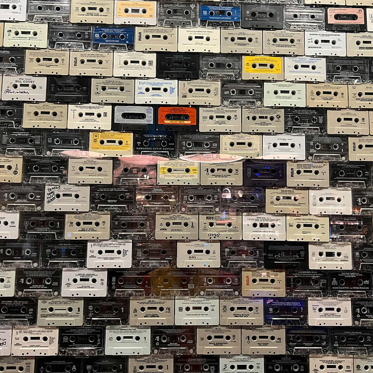 roxxy cassette wall