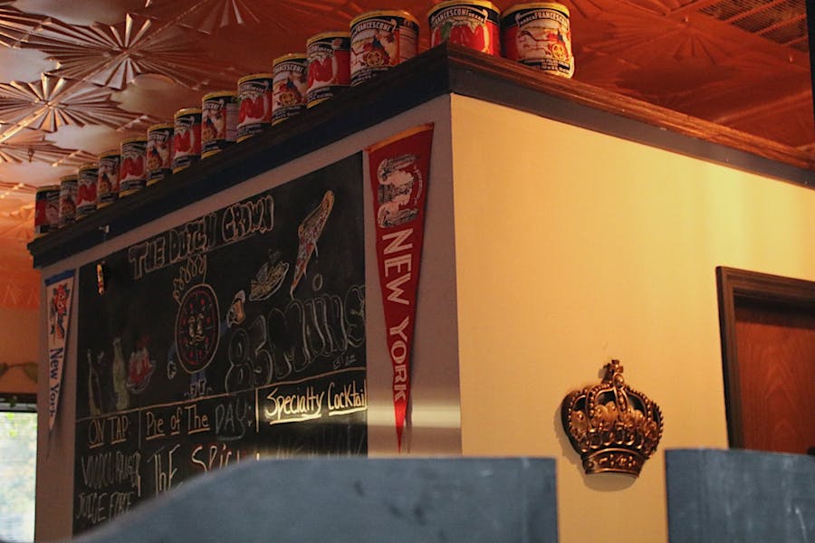 About Dutch Crown Pizzeria & Pub in Poughkeepsie, NY