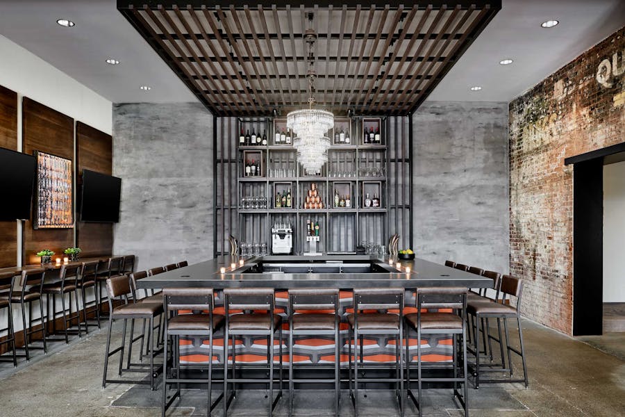 About Vivian's Table in Bristol, VA