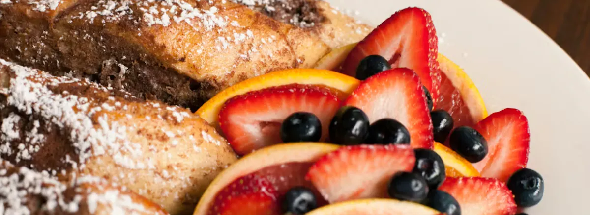 French Toast with Fruit (Breakfast in Bread)