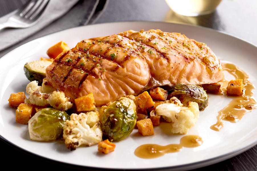 fall-showcase-mitchell-s-fish-market