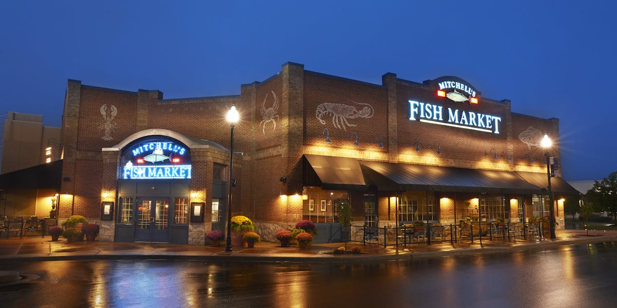 Lansing Private Dining | Mitchell’s Fish Market