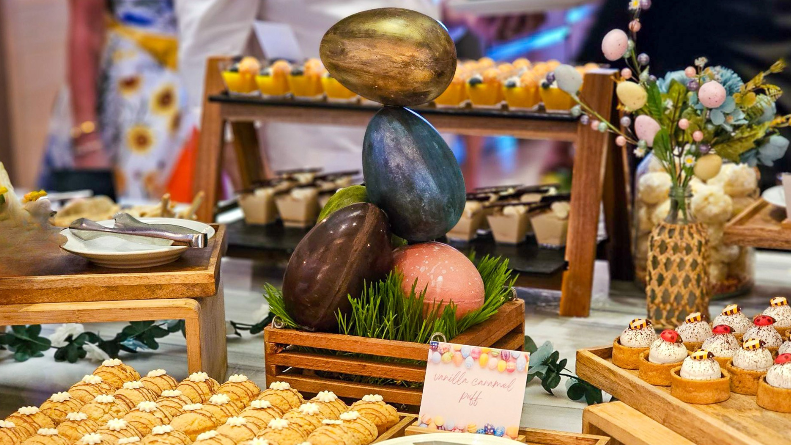 a group of eggs stacked on top of each other