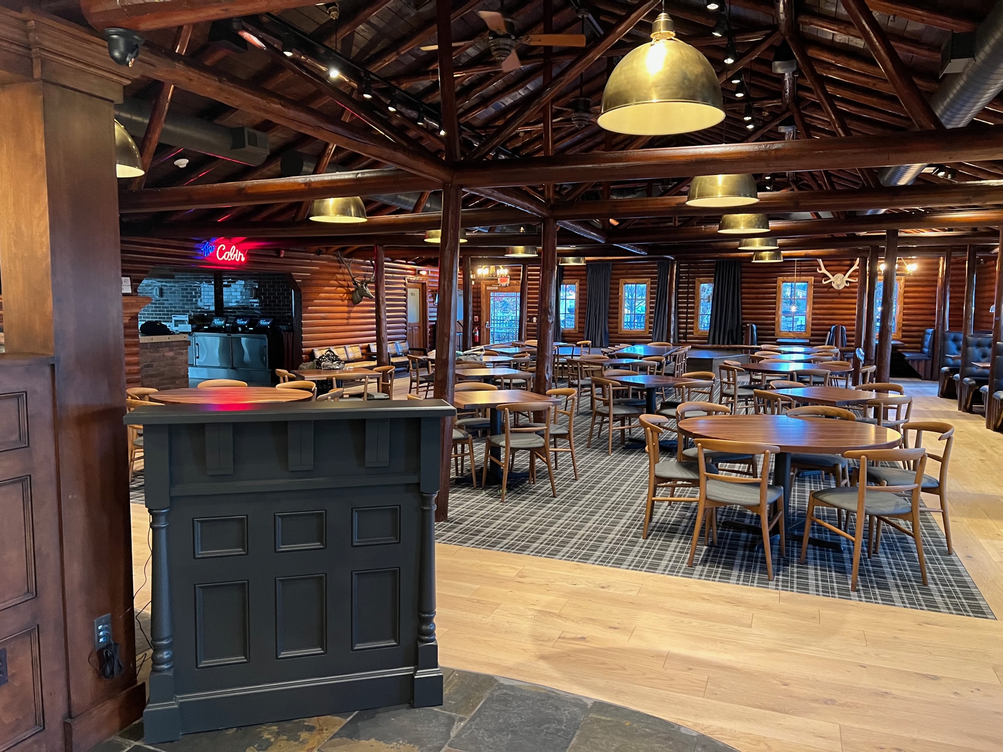an empty restaurant