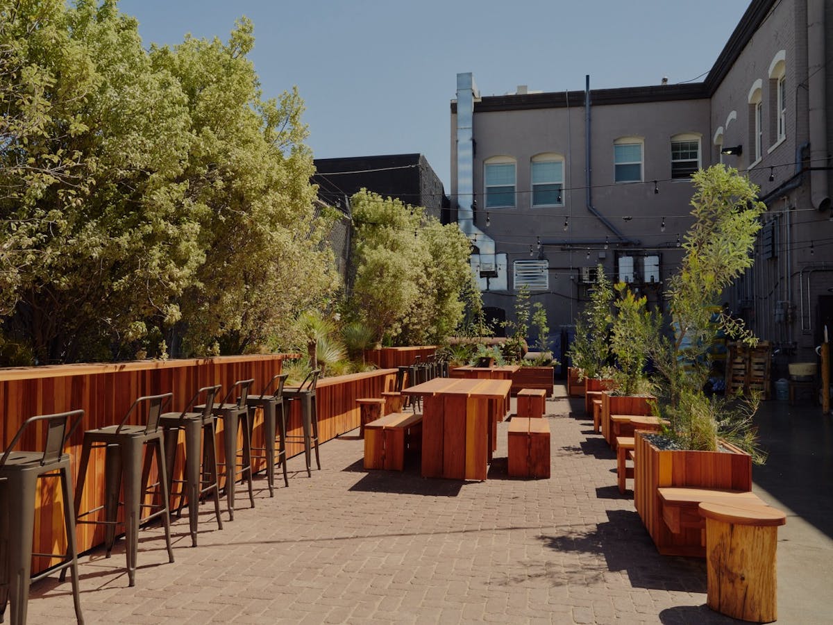 an outdoor eating area