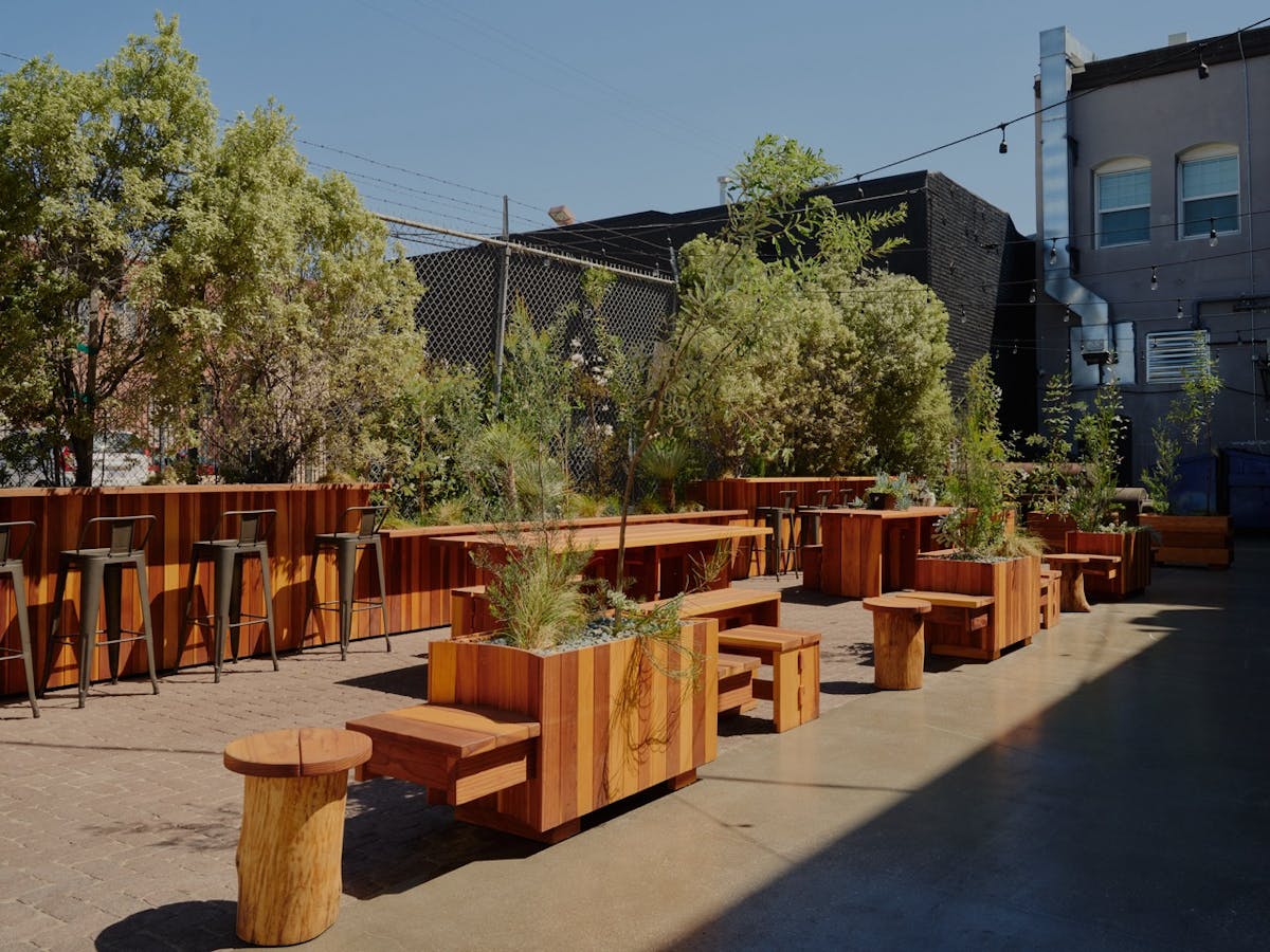 an outdoor eating area