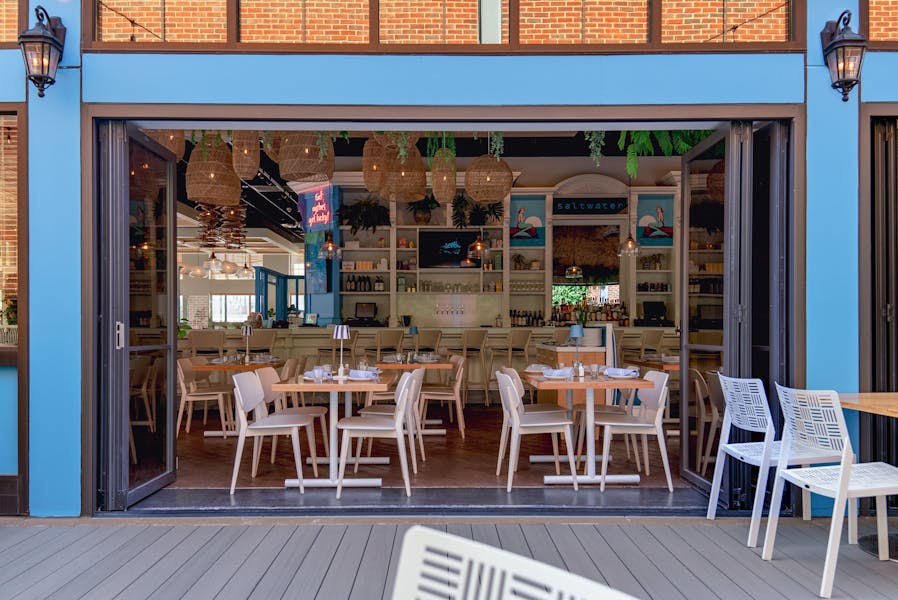 private-events-and-group-dinners-at-saltwater-coastal-grill-near-o