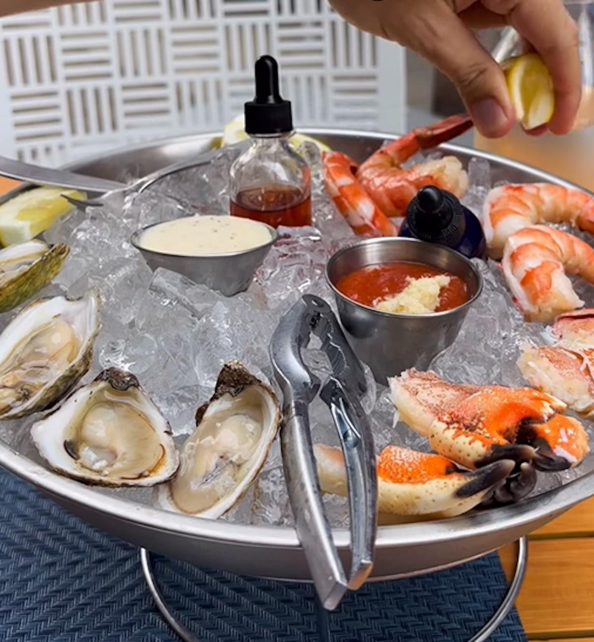 Fresh Seafood for the Winter Season: Saltwater Coastal Grill